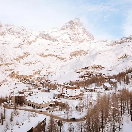 Hotel Valtur Cristallo Resort, Dependance Cristallino 4*