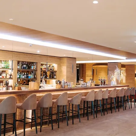 Valtur Cristallo Resort, Dependance Cristallino Отель Брей-Червиния